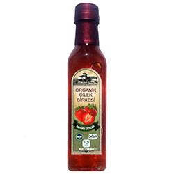 Bayrak Çiftliği Organic Strawberry Vinegar 250ml